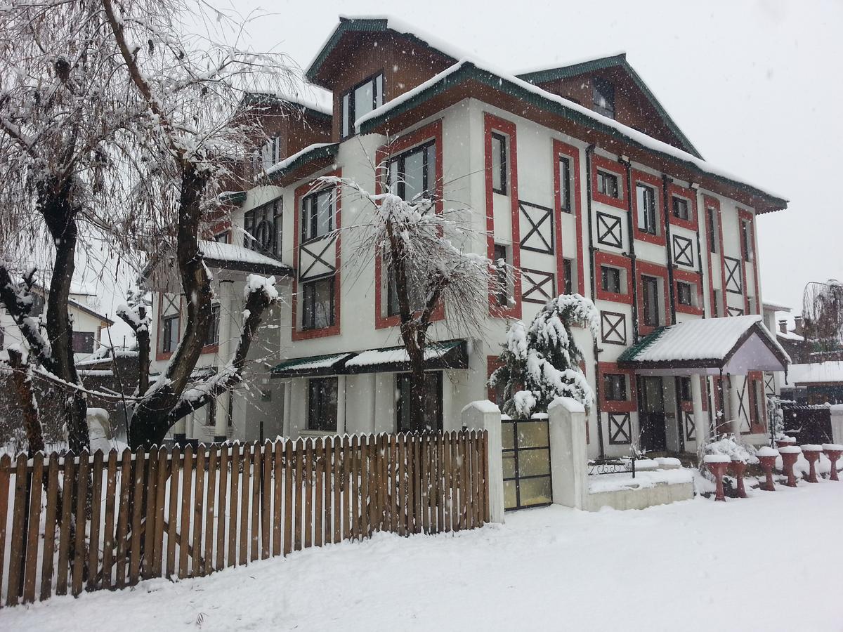 Royal Star Inn Srīnagar 外观 照片