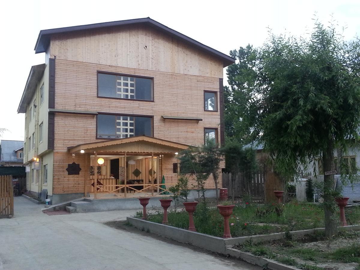 Royal Star Inn Srīnagar 外观 照片